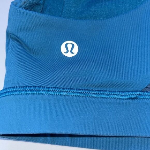 Lululemon Invigorate Sports Bra in Whirlpool - Picture 8 of 8